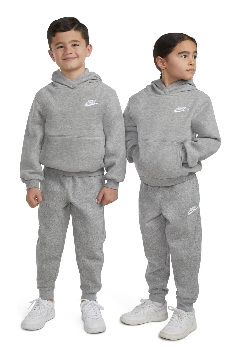 Толстовка с капюшоном из флиса для маленьких детей Nike, серый
Толстовка с капюшоном из флиса для маленьких детей Nike, серый