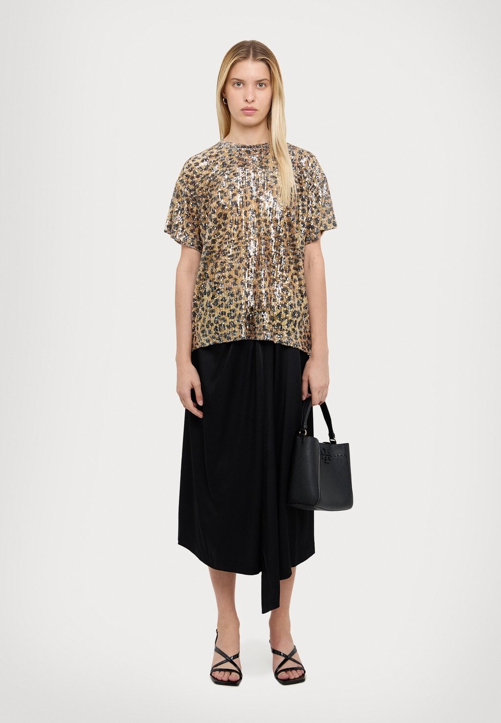 Юбка А-силуэта ALONDRA SKIRT AZ Factory, черный
Юбка А-силуэта ALONDRA SKIRT AZ Factory, черный