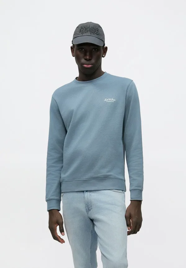 Свитшот с графическим принтом jjearchive и круглым вырезом Jack & Jones, Blue Mirage, Синий, Свитшот с графическим принтом jjearchive и круглым вырезом Jack & Jones, Blue Mirage
Свитшот с графическим принтом jjearchive и круглым вырезом Jack & Jones, Blue Mirage, Синий, Свитшот с графическим принтом jjearchive и круглым вырезом Jack & Jones, Blue Mirage