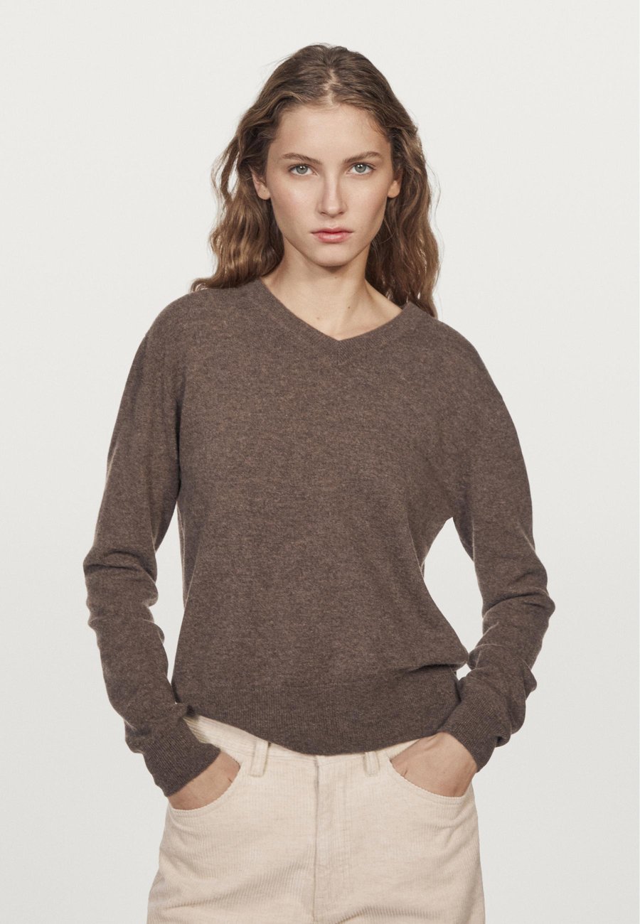 Джемпер Massimo Dutti V-NECK, Brown
Джемпер Massimo Dutti V-NECK, Brown