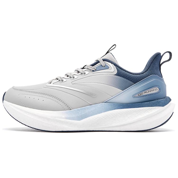 QIAODAN Легкие, амортизирующие, противоскользящие и износостойкие кроссовки с низким верхом, мужские, серо-синие
QIAODAN Легкие, амортизирующие, противоскользящие и износостойкие кроссовки с низким верхом, мужские, серо-синие
