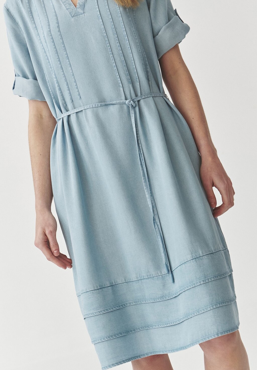 Платье из денима PEMO TATUUM, синий
Платье из денима PEMO TATUUM, синий