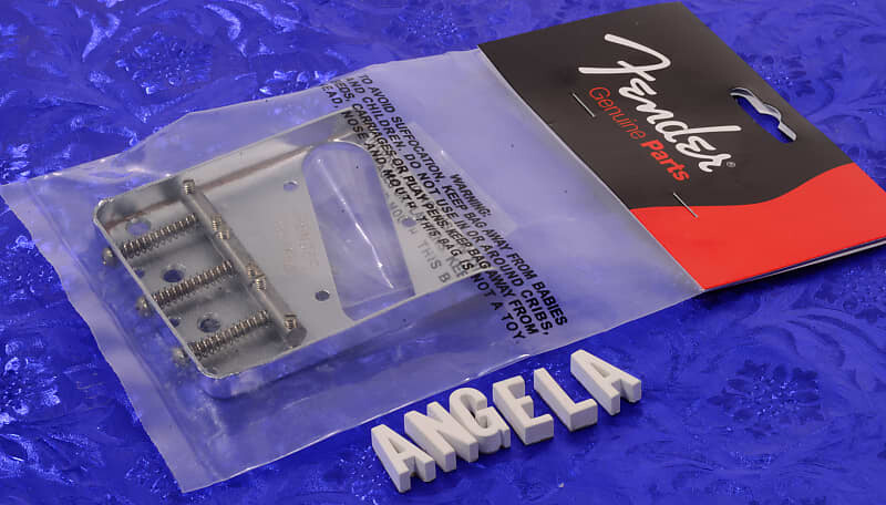 Устаревший мост для телекастера Fender Road в сборе, 0997210000 Genuine Fender Road Worn Tele Bridge Assembly 0997210000
Устаревший мост для телекастера Fender Road в сборе, 0997210000 Genuine Fender Road Worn Tele Bridge Assembly 0997210000