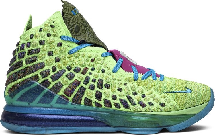 Кроссовки Nike LeBron 17 'Mr. Swackhammer', черный
Кроссовки Nike LeBron 17 'Mr. Swackhammer', черный