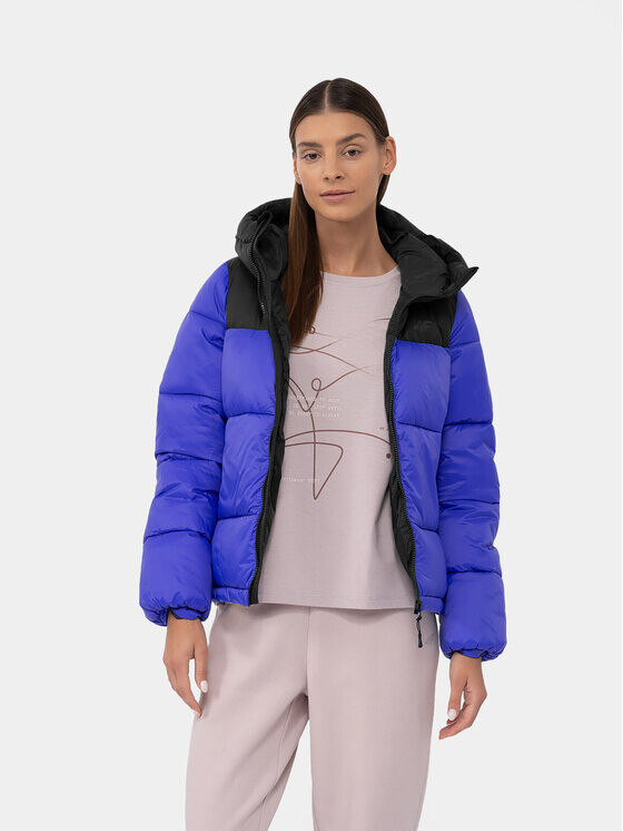 Пуховик стандартного кроя 4F, синий
Пуховик стандартного кроя 4F, синий