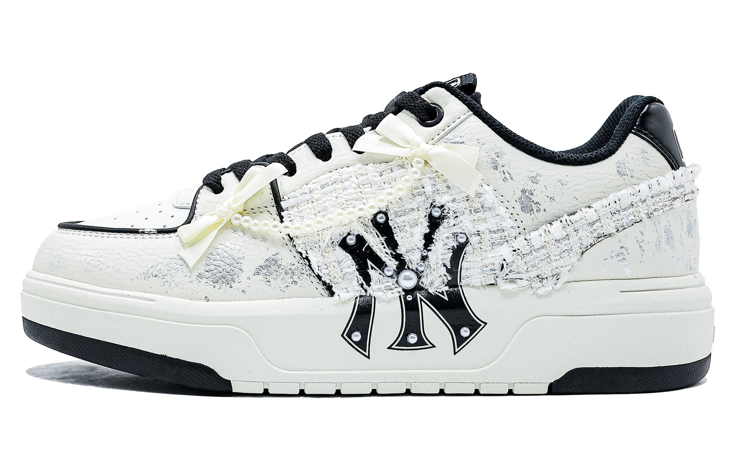 MLB Chunky Liner Height Increasing Abrasion Resistant Low top Skateboard Shoes Unisex White Silver
MLB Chunky Liner Height Increasing Abrasion Resistant Low top Skateboard Shoes Unisex White Silver