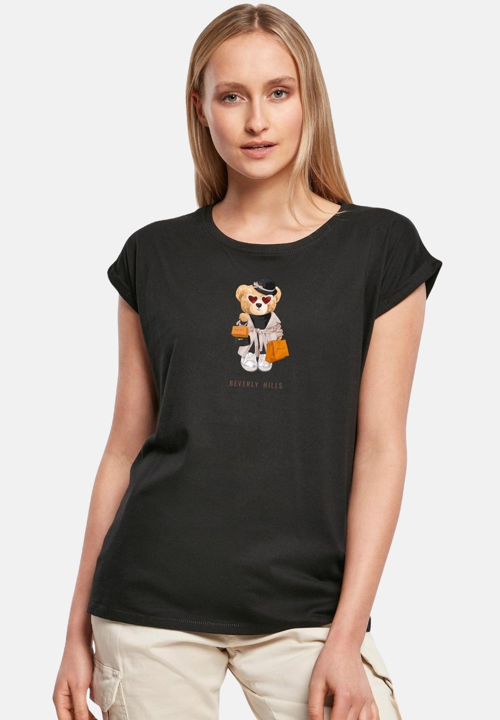 Футболка с принтом Be Famous, черный
Футболка с принтом Be Famous, черный