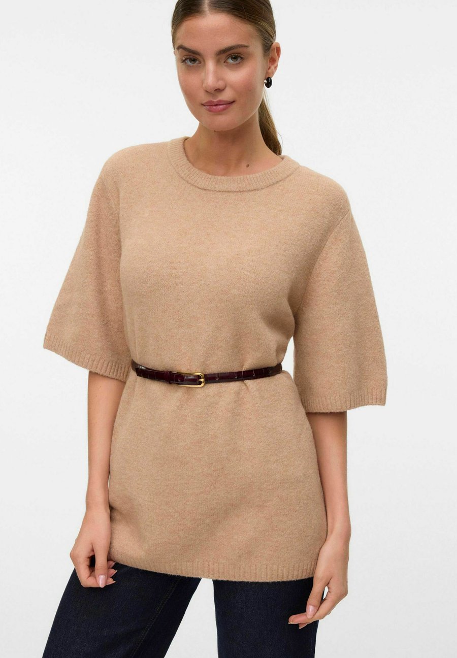 Футболка Vero Moda Curve VMCBOOM, Warm Taupe/Light Brown
Футболка Vero Moda Curve VMCBOOM, Warm Taupe/Light Brown