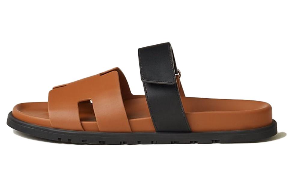 HERMES Тапочки-слайды мужские коричневые
HERMES Тапочки-слайды мужские коричневые