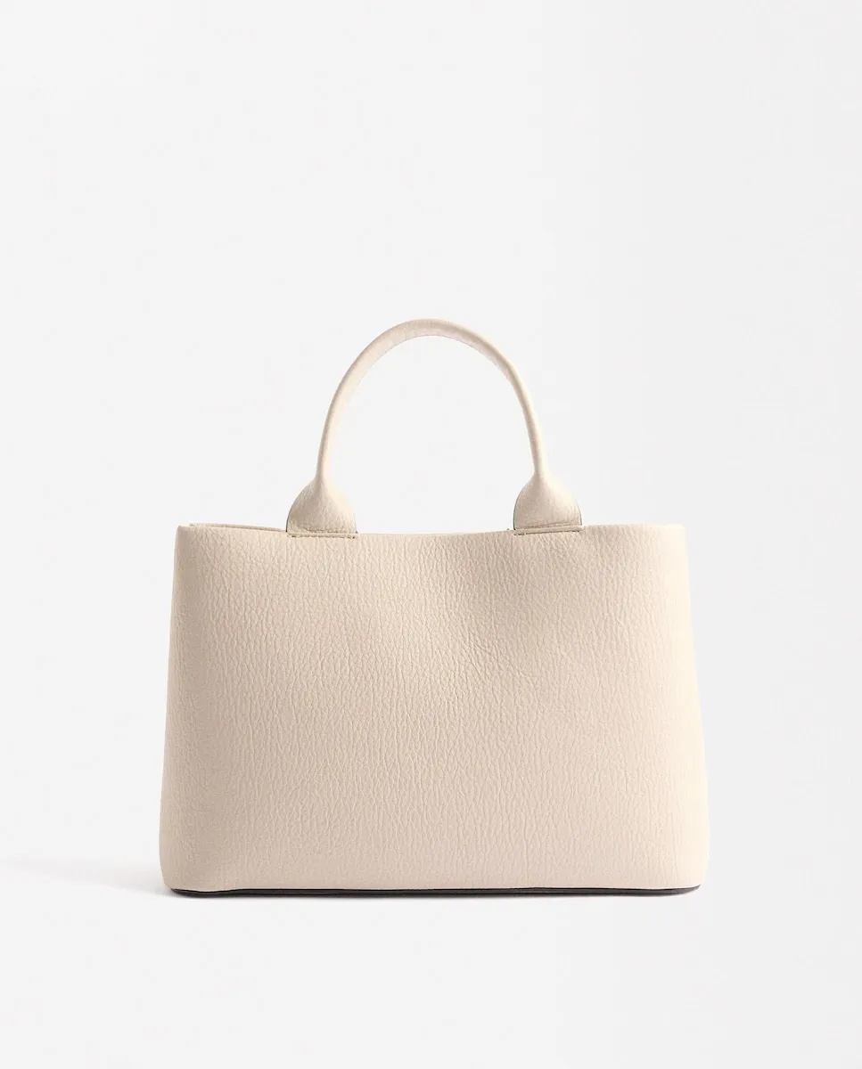 Сумка-тоут, трансформируемая в сумку через плечо, с застежкой-молнией и съемным кошельком для монет Parfois, цвет Crudo
Сумка-тоут, трансформируемая в сумку через плечо, с застежкой-молнией и съемным кошельком для монет Parfois, цвет Crudo