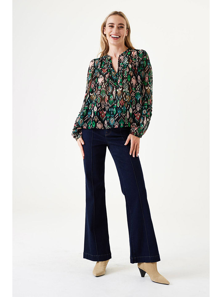 Блуза Garcia Bluse, цвет Schwarz/Grün/Rot
Блуза Garcia Bluse, цвет Schwarz/Grün/Rot