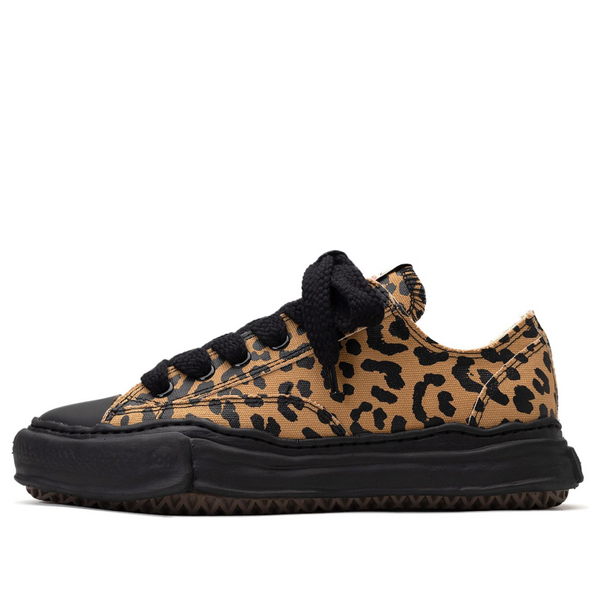 Кроссовки peterson og sole leopard canvas low-top sneaker Maison Mihara Yasuhiro, коричневый
Кроссовки peterson og sole leopard canvas low-top sneaker Maison Mihara Yasuhiro, коричневый