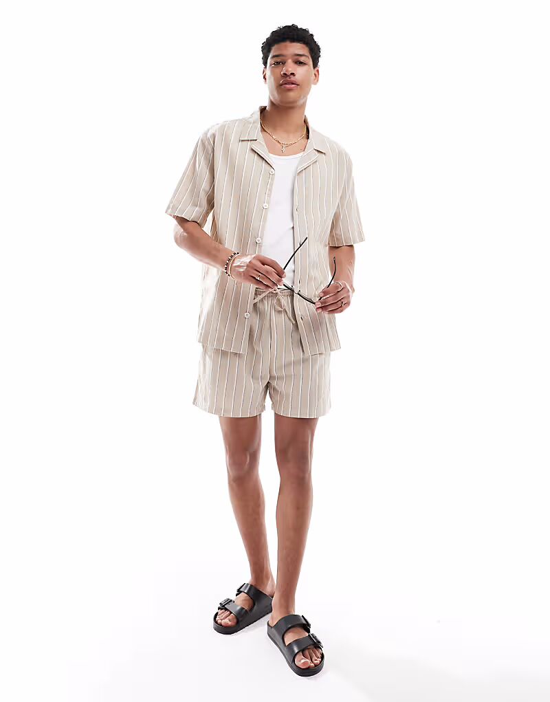 Рубашка в полоску Goldsboro Revere белого и серого цветов
Рубашка в полоску Goldsboro Revere белого и серого цветов