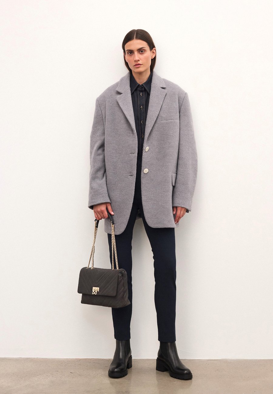 Сумка Kazar HALLIE, Grey
Сумка Kazar HALLIE, Grey