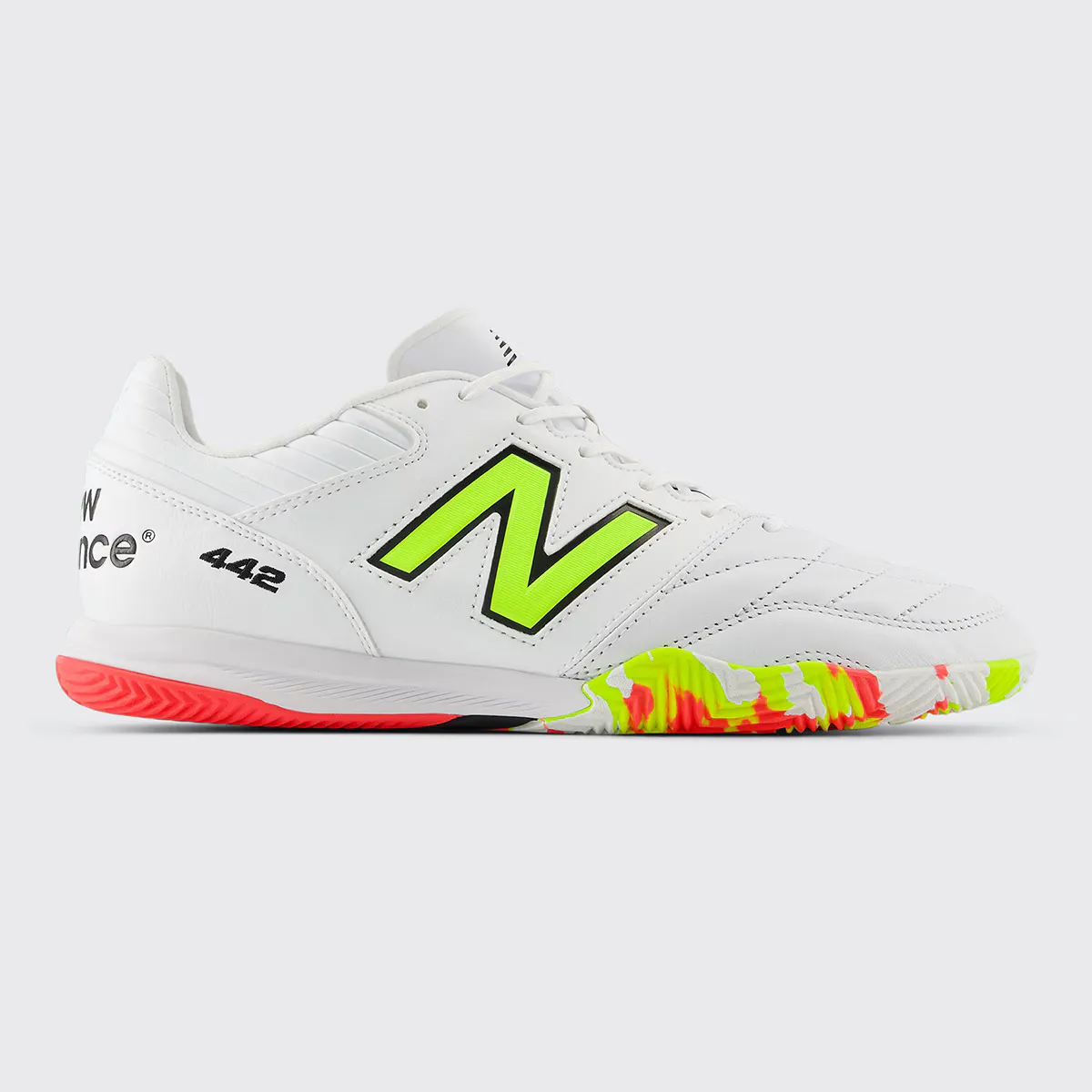 Футбольные бутсы New Balance мужские для игры в зале MS41IIB2, белый
Футбольные бутсы New Balance мужские для игры в зале MS41IIB2, белый
