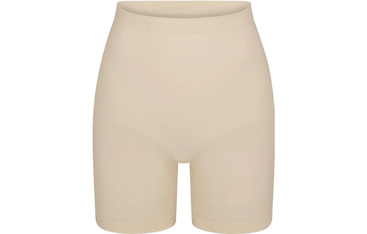 Повседневные шорты женские SAND/SAND цвет Skims
Повседневные шорты женские SAND/SAND цвет Skims