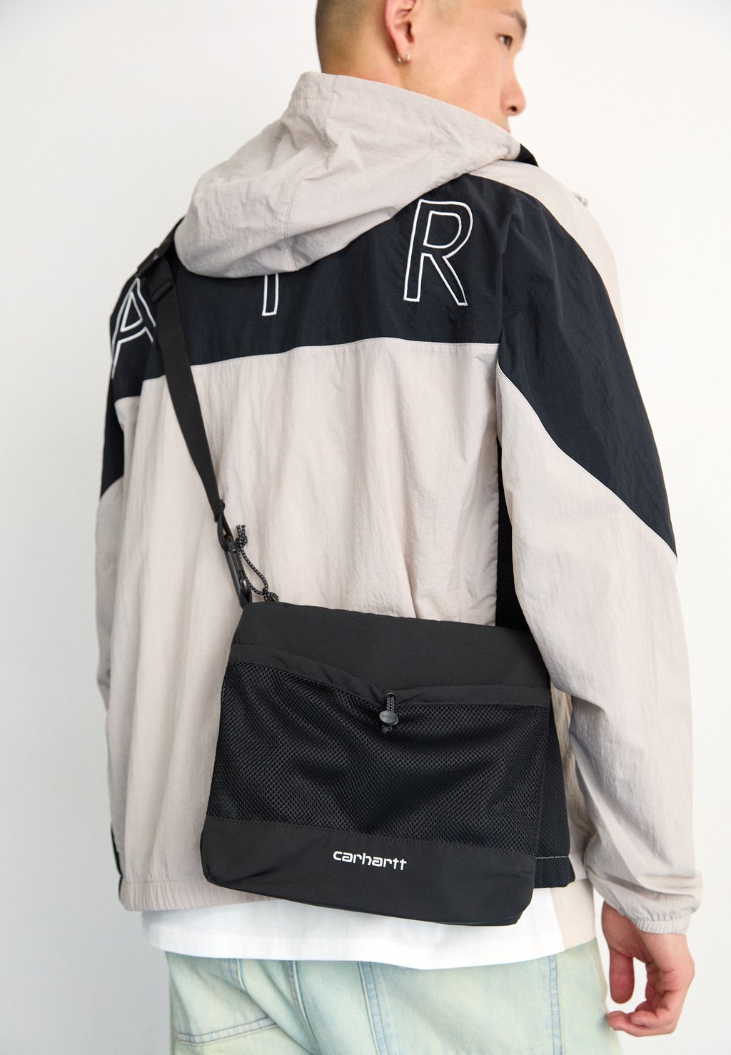 Сумка через плечо IRWIN SHOULDER BAG UNISEX - Across body bag Carhartt WIP, черный
Сумка через плечо IRWIN SHOULDER BAG UNISEX - Across body bag Carhartt WIP, черный