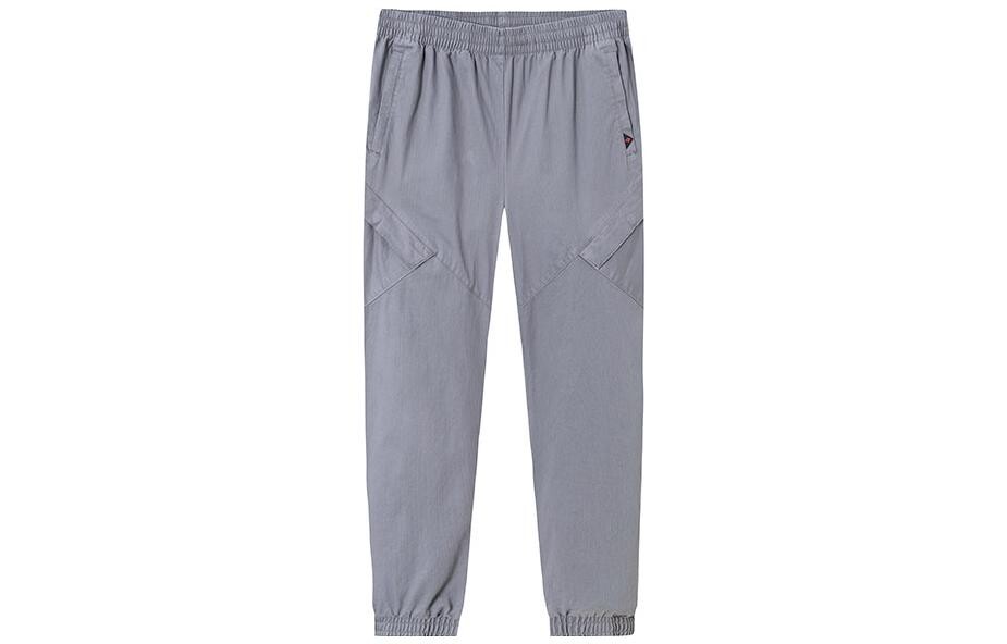 Трикотажные спортивные штаны для мужчин из коллекции Basketball, цвет средний серый Anta, серый
Трикотажные спортивные штаны для мужчин из коллекции Basketball, цвет средний серый Anta, серый