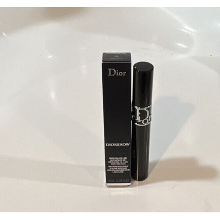Dior Diorshow 24H Wear Buildable Volume Mascara 288 Blue 10 мл
Dior Diorshow 24H Wear Buildable Volume Mascara 288 Blue 10 мл