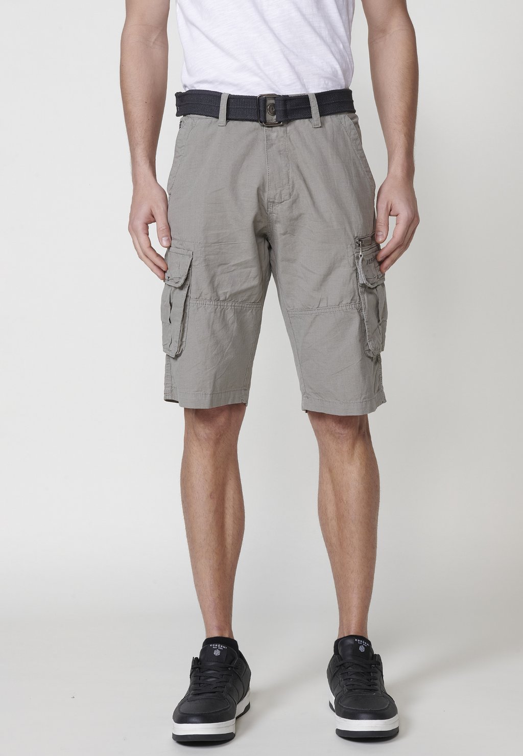 Шорты Koroshi, светло-серый
Шорты Koroshi, светло-серый