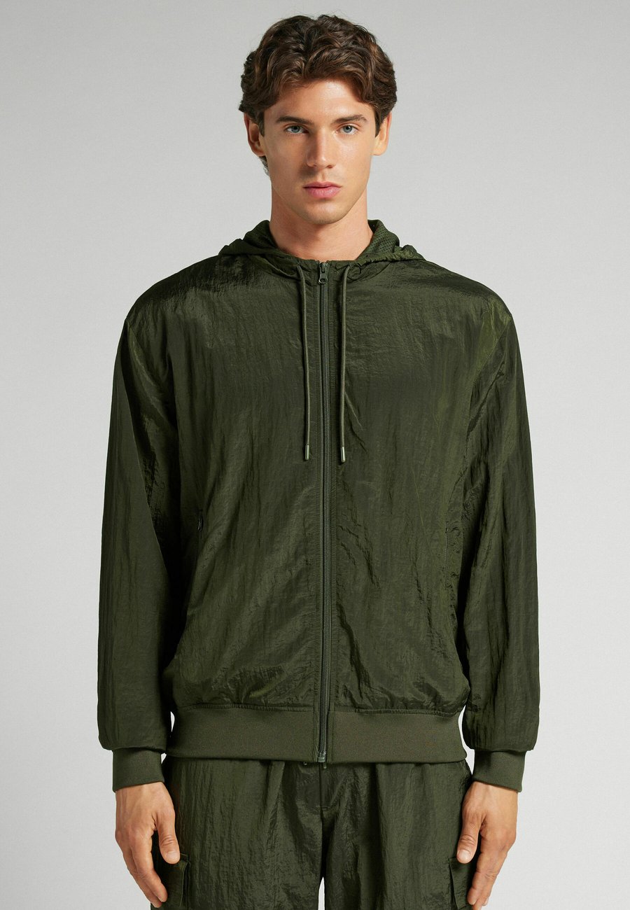 Куртка IUMAN Intimissimi Uomo Summer jacket, Green/Khaki
Куртка IUMAN Intimissimi Uomo Summer jacket, Green/Khaki
