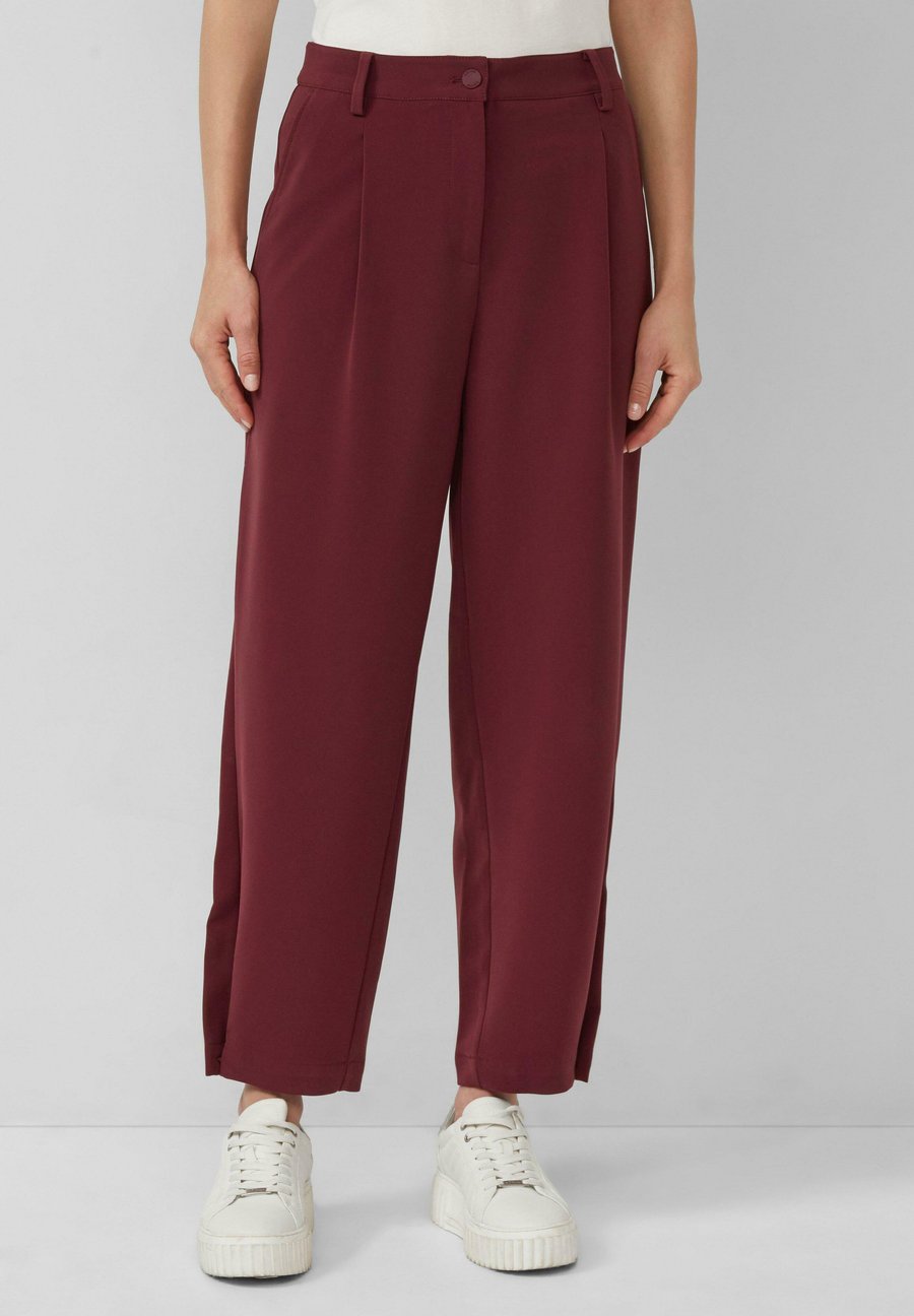 Брюки s.Oliver Trousers, Bordeaux/Dark Red
Брюки s.Oliver Trousers, Bordeaux/Dark Red