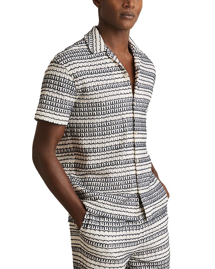 Шорты с коротким рукавом Chez с вышивкой и кружевной отделкой в кубинском стиле REISS, мультиколор
Шорты с коротким рукавом Chez с вышивкой и кружевной отделкой в кубинском стиле REISS, мультиколор