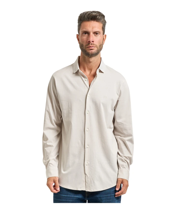 Белая рубашка с длинными рукавами и вышитым логотипом. Armani Exchange, белый
Белая рубашка с длинными рукавами и вышитым логотипом. Armani Exchange, белый