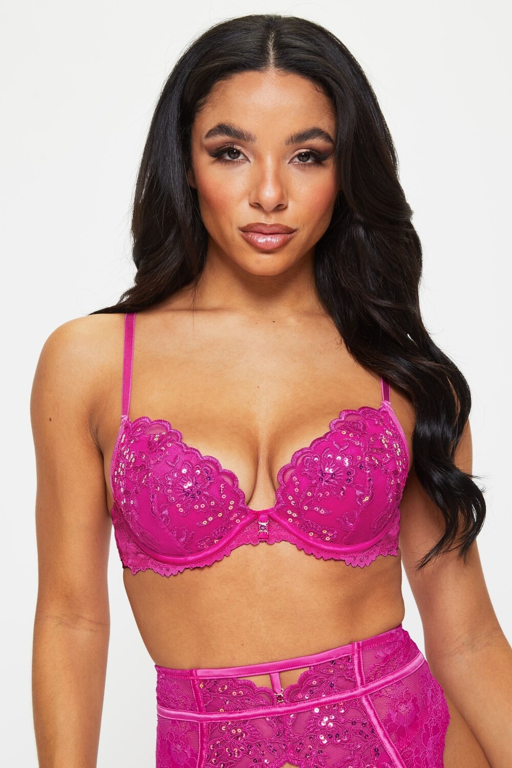 Бюстгальтер Icon с вышивкой и глубоким вырезом Ann Summers, фиолетовый
Бюстгальтер Icon с вышивкой и глубоким вырезом Ann Summers, фиолетовый