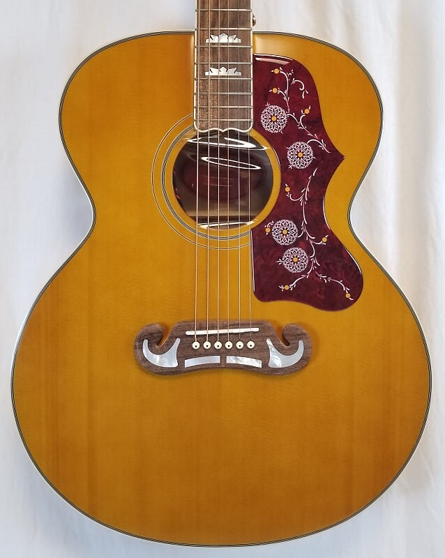 Epiphone Masterbilt J-200 All Solid Wood Acoustic Electric Guitar Aged Antique Natural Gloss 2022 IGMTJ200ANAGH1
Epiphone Masterbilt J-200 All Solid Wood Acoustic Electric Guitar Aged Antique Natural Gloss 2022 IGMTJ200ANAGH1