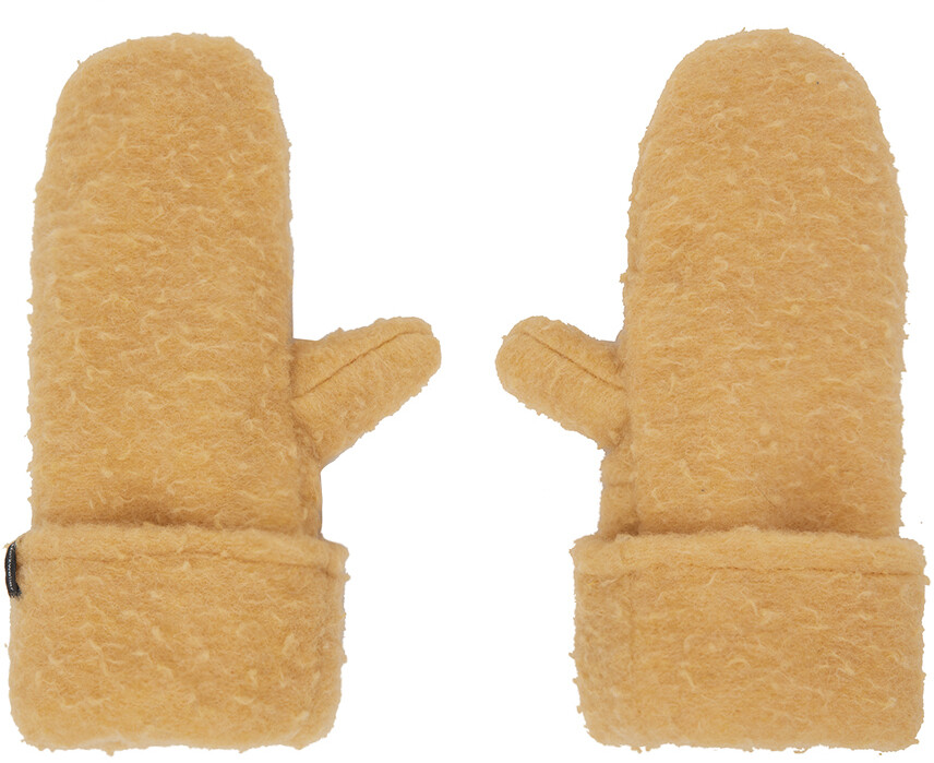 Желтые варежки для пары Holzweiler
Желтые варежки для пары Holzweiler