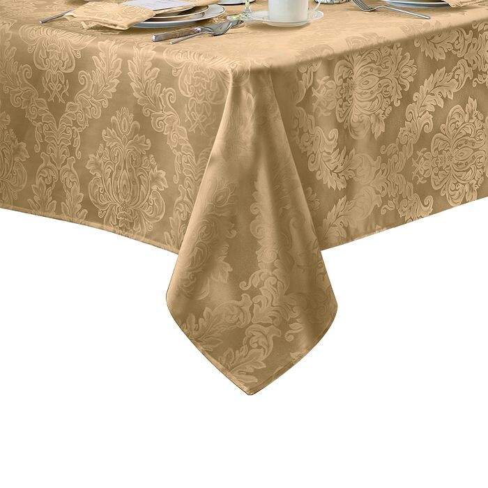 Продолговатая скатерть из жаккарда дамасской Барселоны, 120 x 60 дюймов Elrene Home Fashions
Продолговатая скатерть из жаккарда дамасской Барселоны, 120 x 60 дюймов Elrene Home Fashions