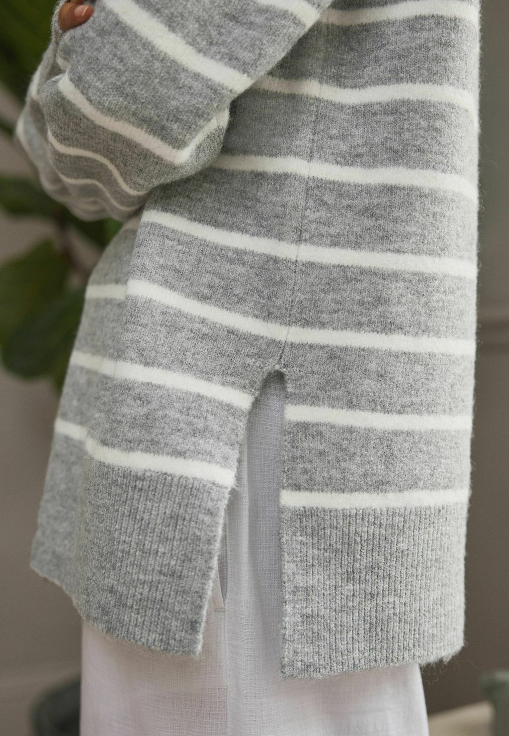 Джемпер HALF ZIP Next, серый
Джемпер HALF ZIP Next, серый