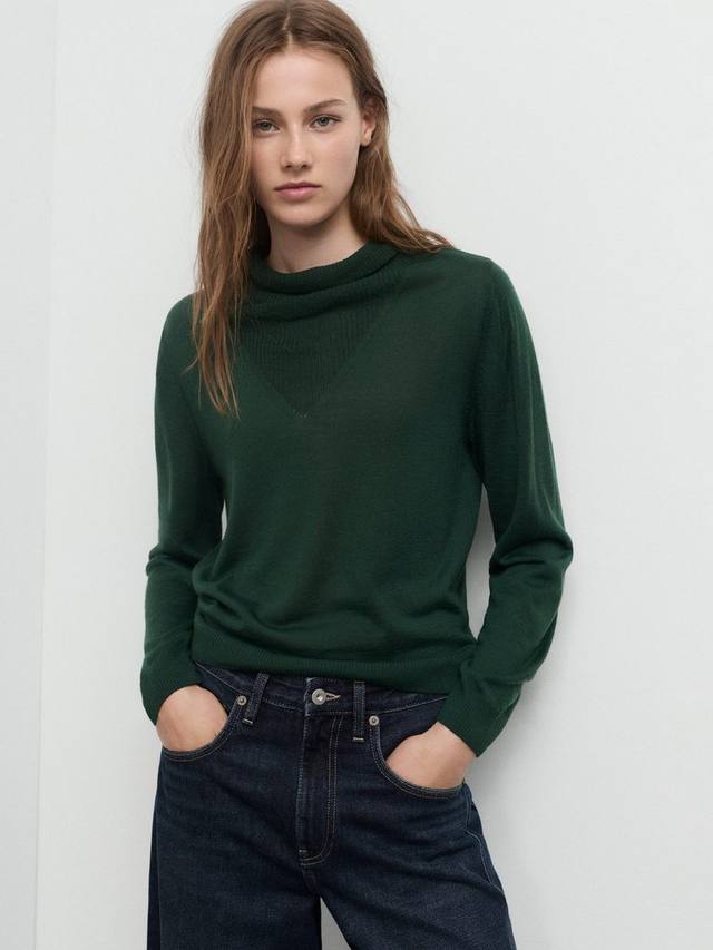 Свитер с треугольным вырезом Mango, Dark Green
Свитер с треугольным вырезом Mango, Dark Green