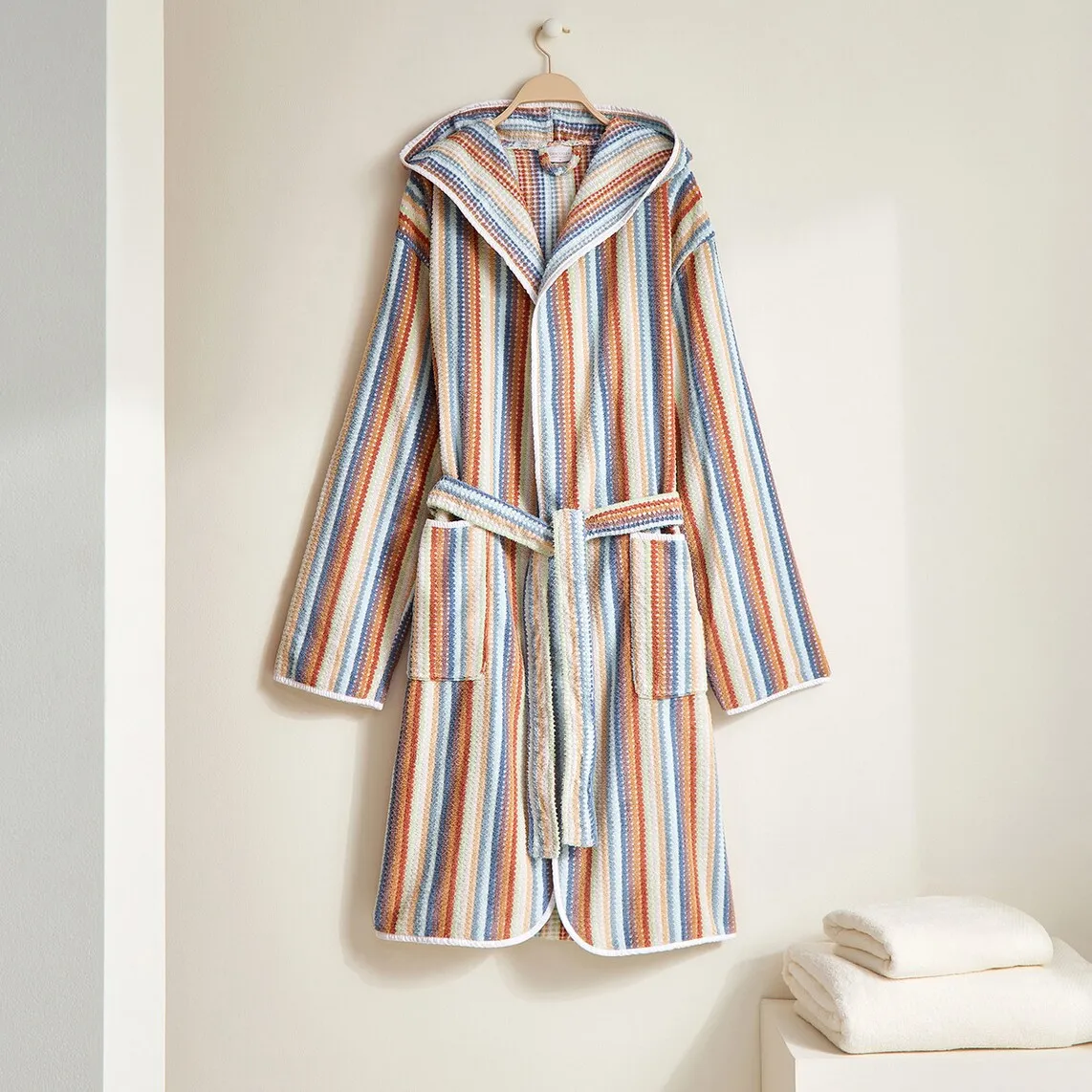 Хлопковый халат Fantasy Graccioza 500 гр/м2 с капюшоном, терракота
Хлопковый халат Fantasy Graccioza 500 гр/м2 с капюшоном, терракота