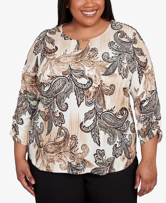 Топ размера плюс с текстурированным узором пейсли и присборенными рукавами Alfred Dunner, коричневый/бежевый 
Топ размера плюс с текстурированным узором пейсли и присборенными рукавами Alfred Dunner, коричневый/бежевый