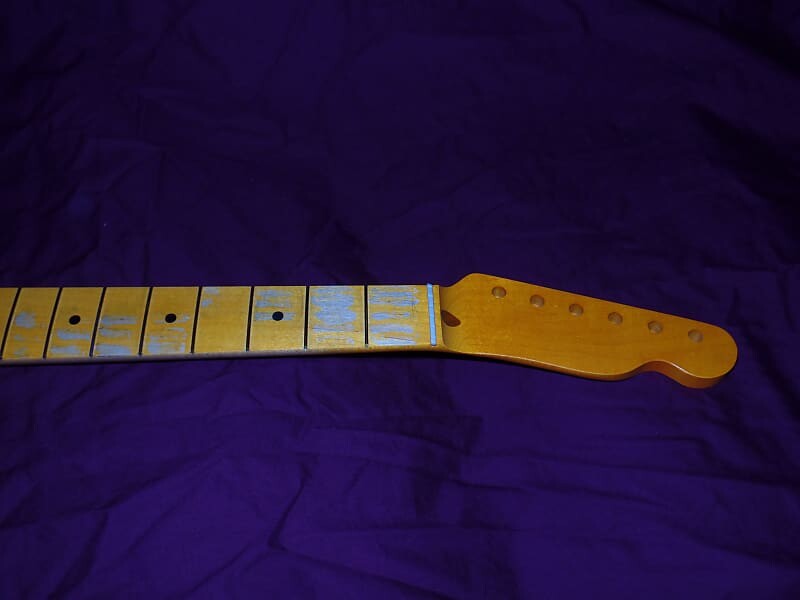 THIN 21 Jumbo Fret Relic 9.5 Radius C Vintage Telecaster Allparts Fender Licensed Maple Neck Fender Licensed Telecaster Neck
THIN 21 Jumbo Fret Relic 9.5 Radius C Vintage Telecaster Allparts Fender Licensed Maple Neck Fender Licensed Telecaster Neck