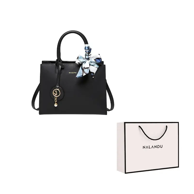 Narandu Кожаная сумка через плечо, Midnight Black
Narandu Кожаная сумка через плечо, Midnight Black