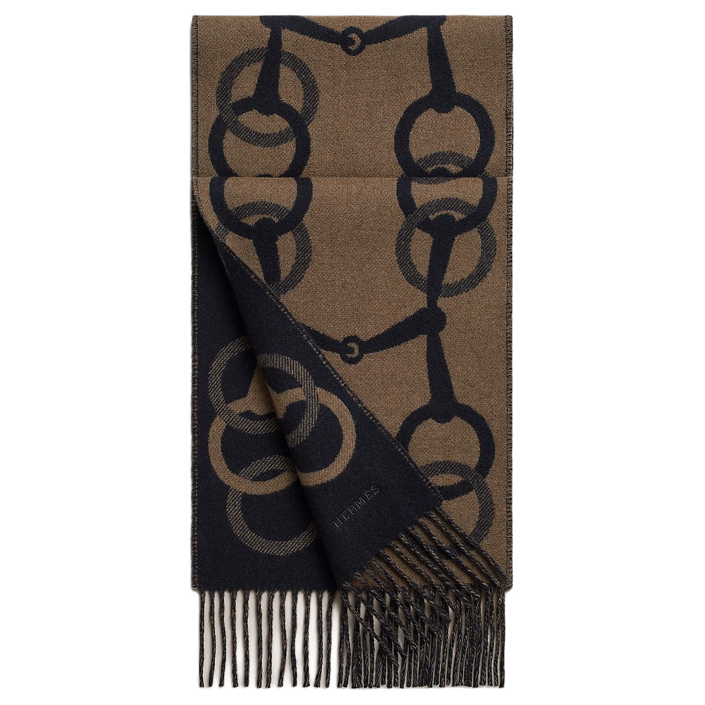 Шерстяной вязаный шарф HERMES Морской синий/Слоновая кость 
Шерстяной вязаный шарф HERMES Морской синий/Слоновая кость