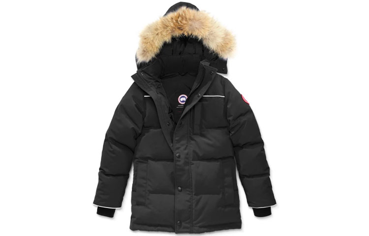Зимняя пуховая куртка для детей черная Canada Goose
Зимняя пуховая куртка для детей черная Canada Goose