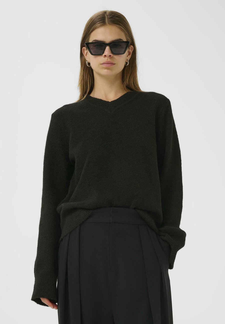 Джемпер InWear GUNI V-NECK, Black
Джемпер InWear GUNI V-NECK, Black