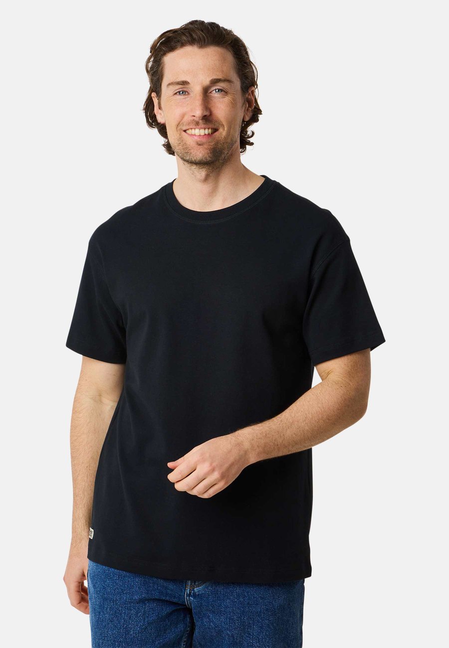 Футболка Denim Factory HEAVY, Black, Черный, Футболка Denim Factory HEAVY, Black
Футболка Denim Factory HEAVY, Black, Черный, Футболка Denim Factory HEAVY, Black