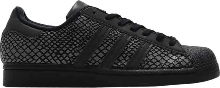 Кроссовки Adidas Atmos x Superstar 'R-SNK', черный
Кроссовки Adidas Atmos x Superstar 'R-SNK', черный