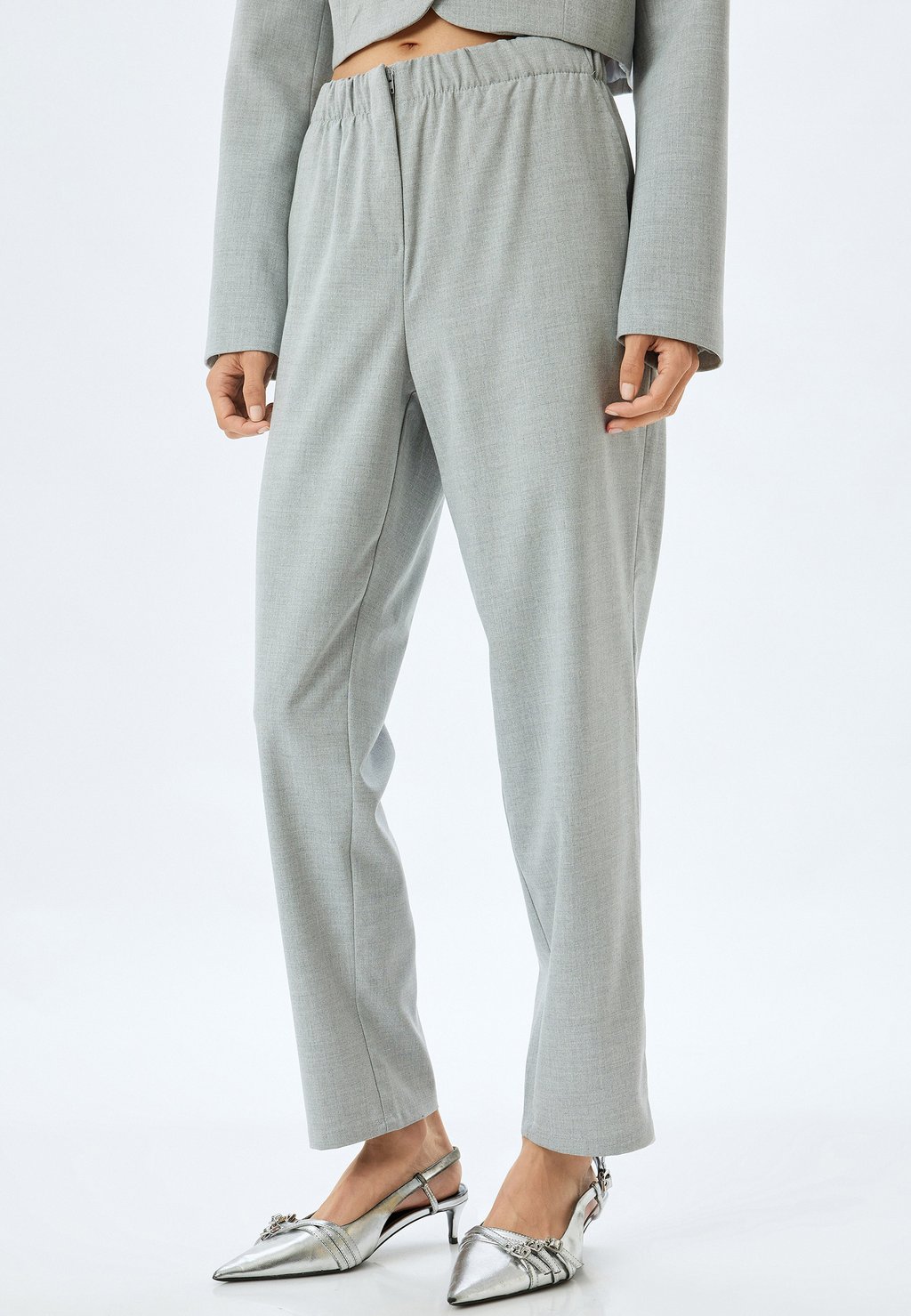 Брюки CARROT Koton, серый
Брюки CARROT Koton, серый