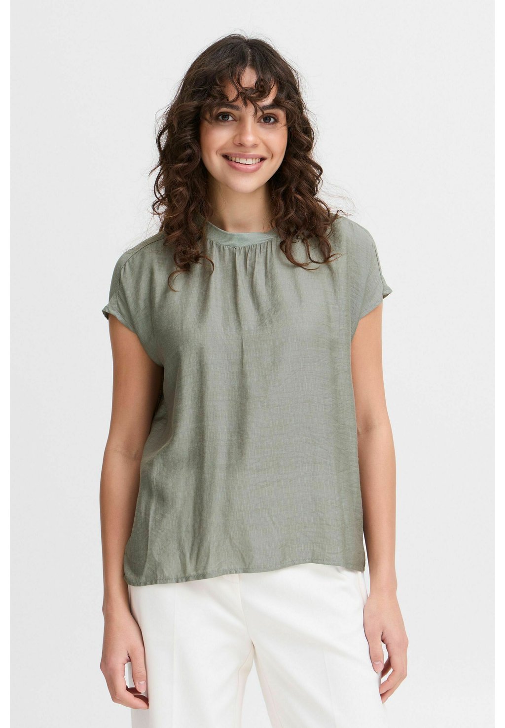 Базовая футболка ARIANA Fransa, зеленый
Базовая футболка ARIANA Fransa, зеленый