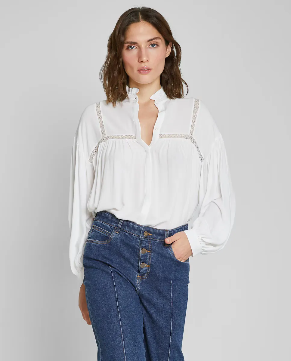 Женская струящаяся рубашка с мандариновым воротником Trucco, белый
Женская струящаяся рубашка с мандариновым воротником Trucco, белый