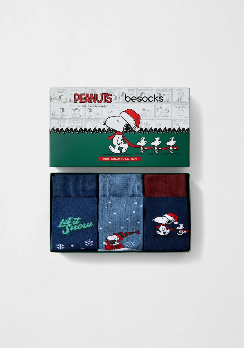 Универсальная упаковка из 3 пар высоких носков из органического хлопка Besocks, темно-синий
Универсальная упаковка из 3 пар высоких носков из органического хлопка Besocks, темно-синий