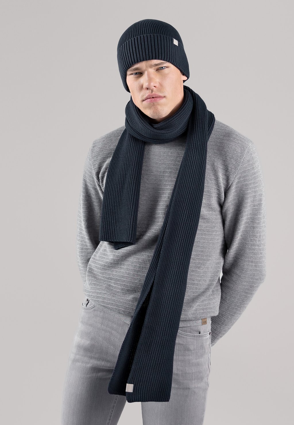 Шапка Living Crafts, синий
Шапка Living Crafts, синий