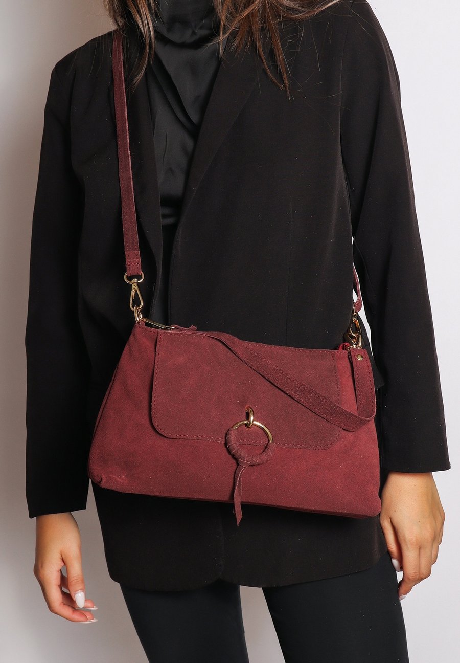 Сумка Chiara Ferretti SHOULDER , Bordeaux
Сумка Chiara Ferretti SHOULDER , Bordeaux