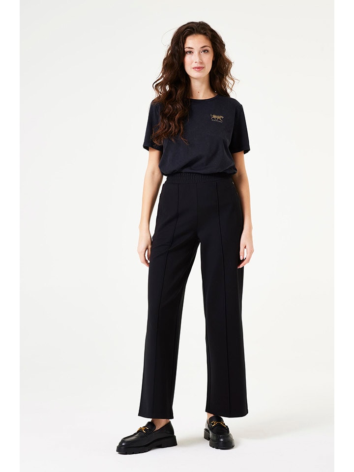 Футболка Garcia, черный
Футболка Garcia, черный